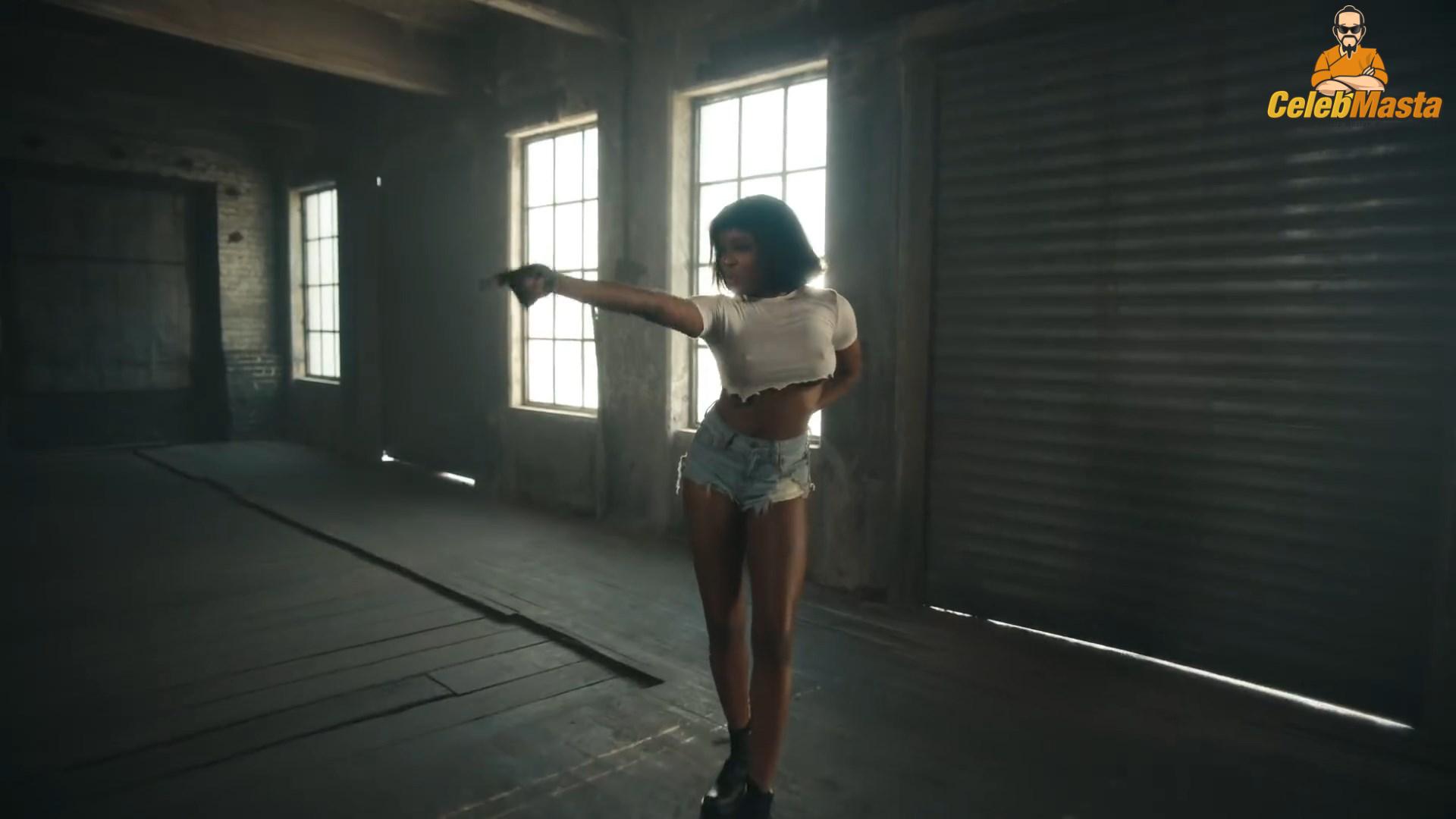 Azealia Banks
