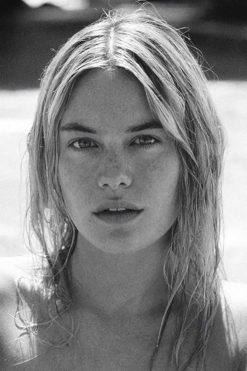 Camille Rowe 19