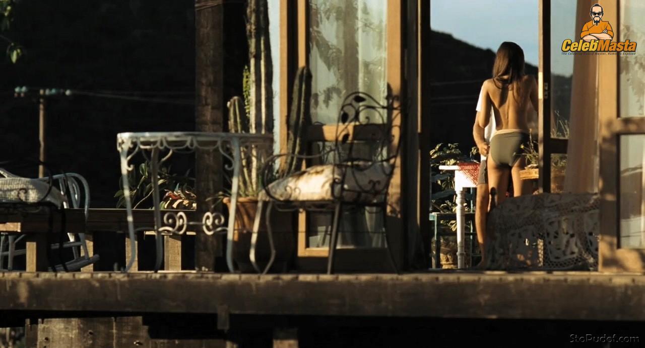Camilla Belle