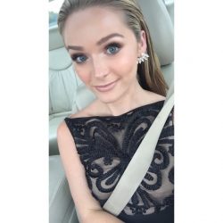 Greer Grammer Nude Photos & Videos