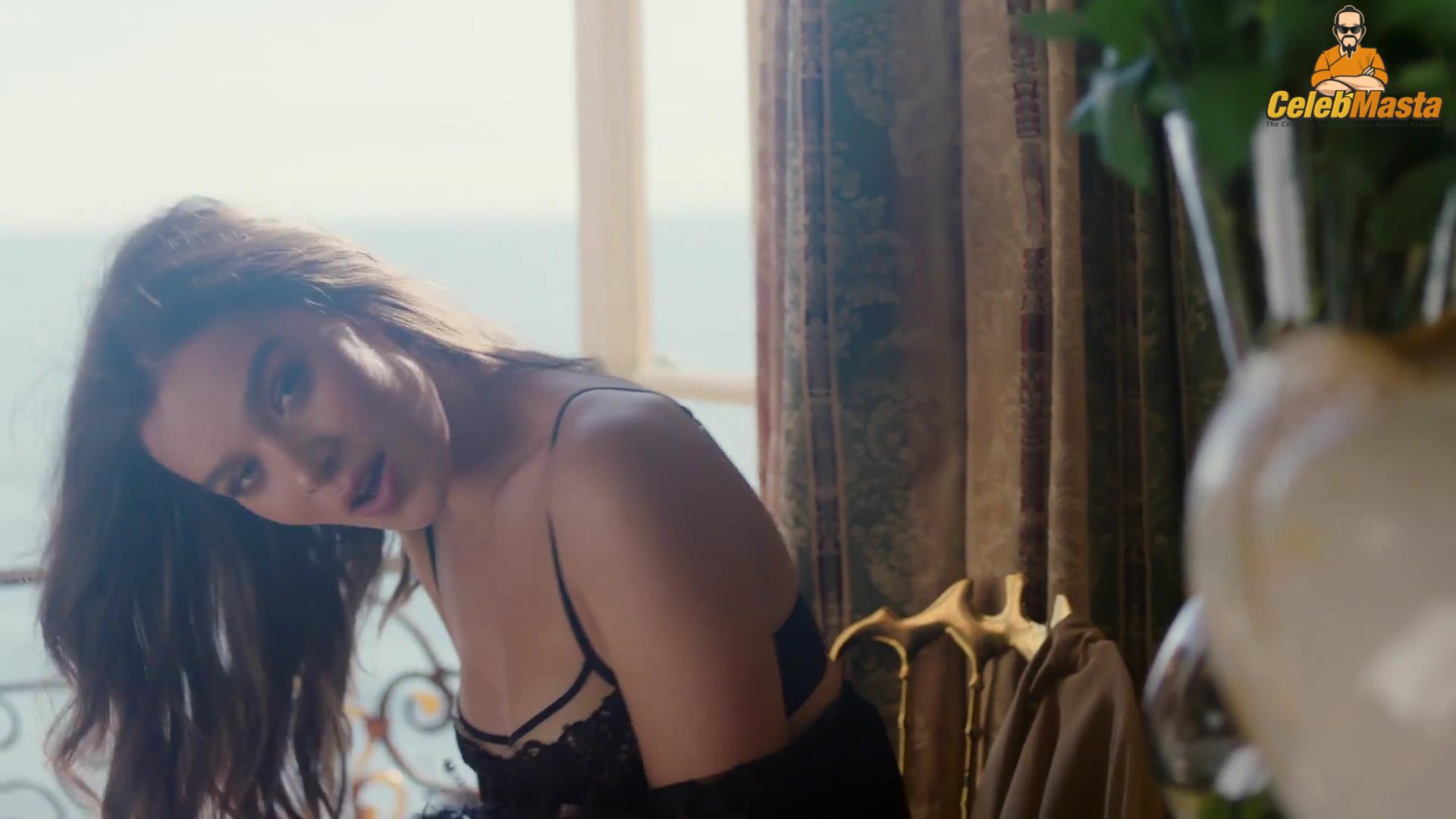 Hailee Steinfeld Sex Scene Videos and Nude Photos