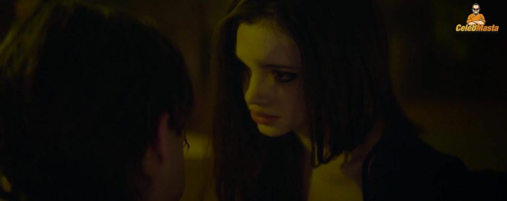 India Eisley Sex Scene Videos and Nude Photos