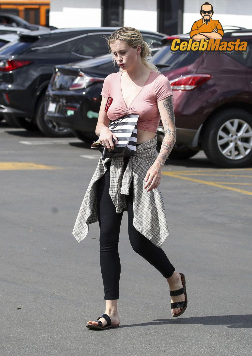 Ireland Baldwin Sex Scene Videos and Nude Photos
