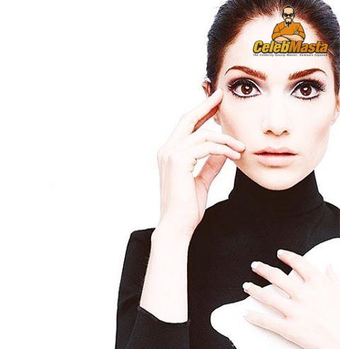 Janet Montgomery Sex Scene Videos and Nude Photos