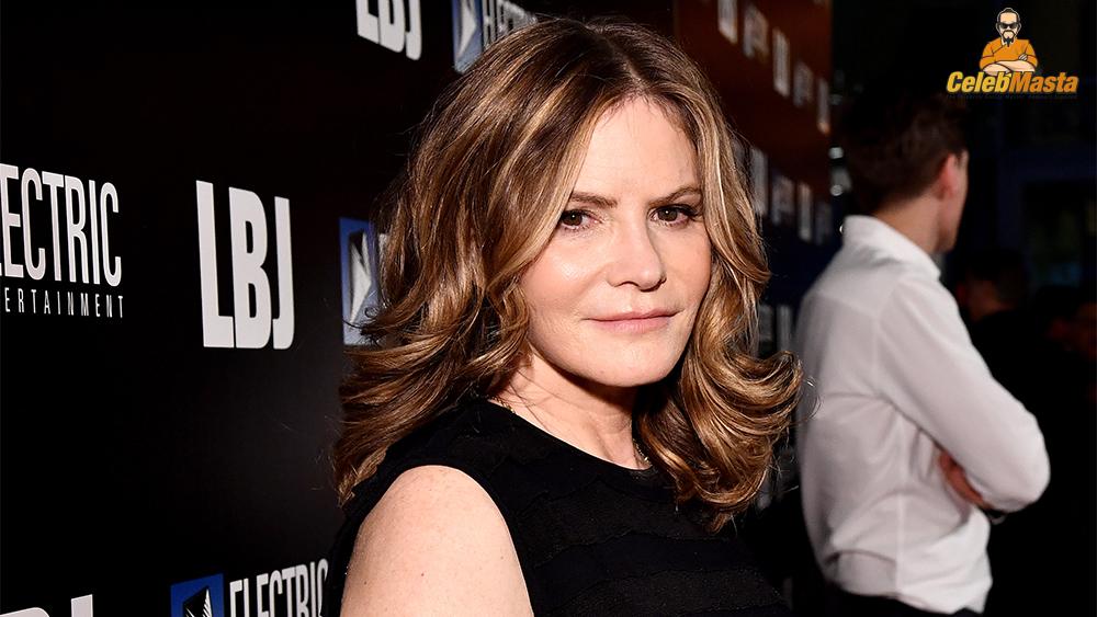Jennifer Jason Leigh Sex Scene Videos and Nude Photos