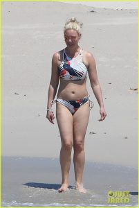 Katherine Heigl Nude Photos & Videos