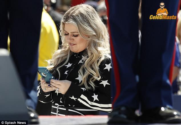 Kelly Clarkson