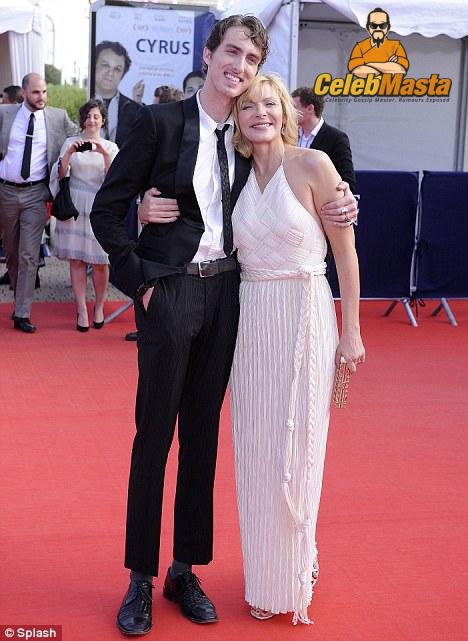 Kim Cattrall