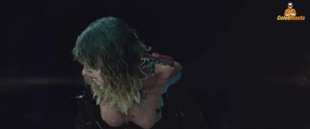 Taylor Swift Sex Scene Videos and Nude Photos