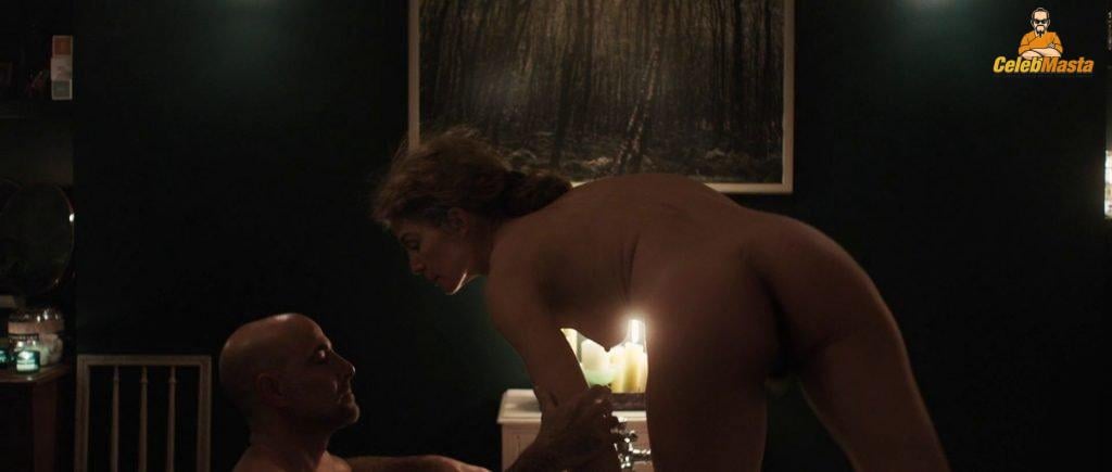 Rosamund Pike