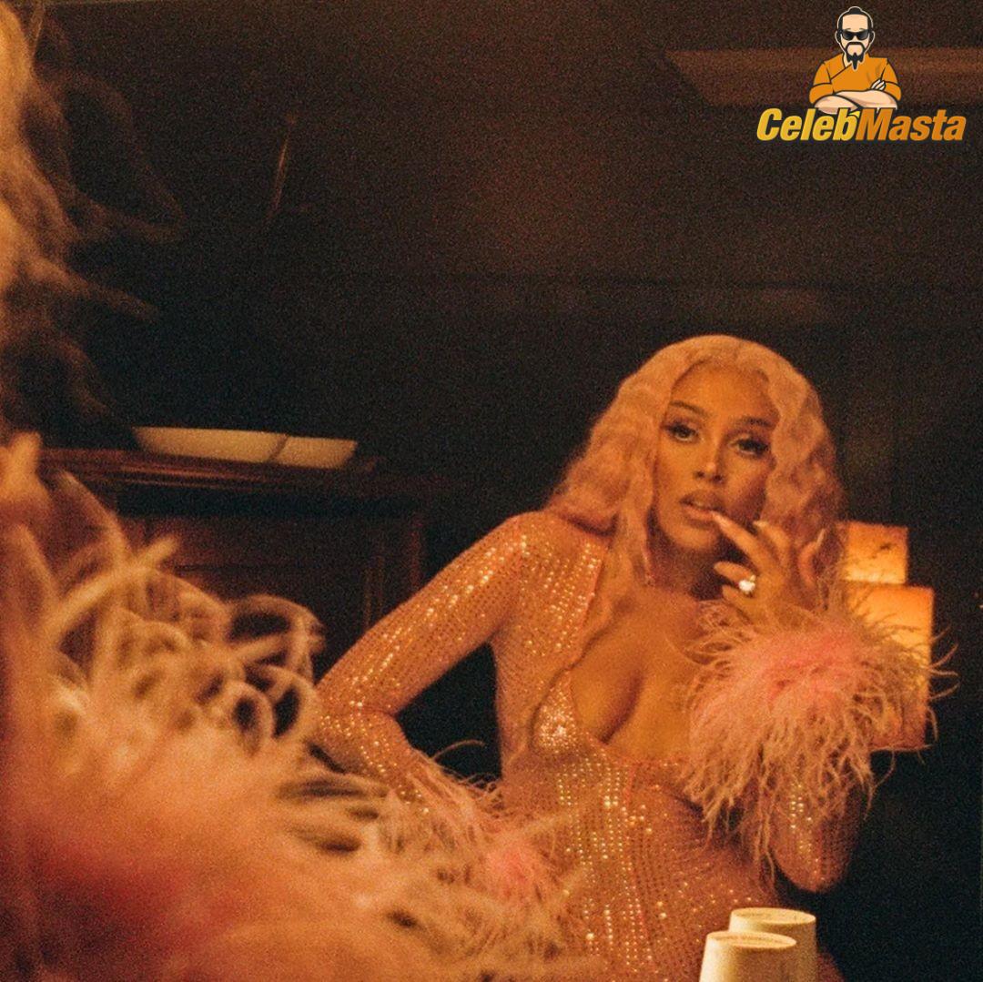 Doja Cat Sex Scene Videos and Nude Photos
