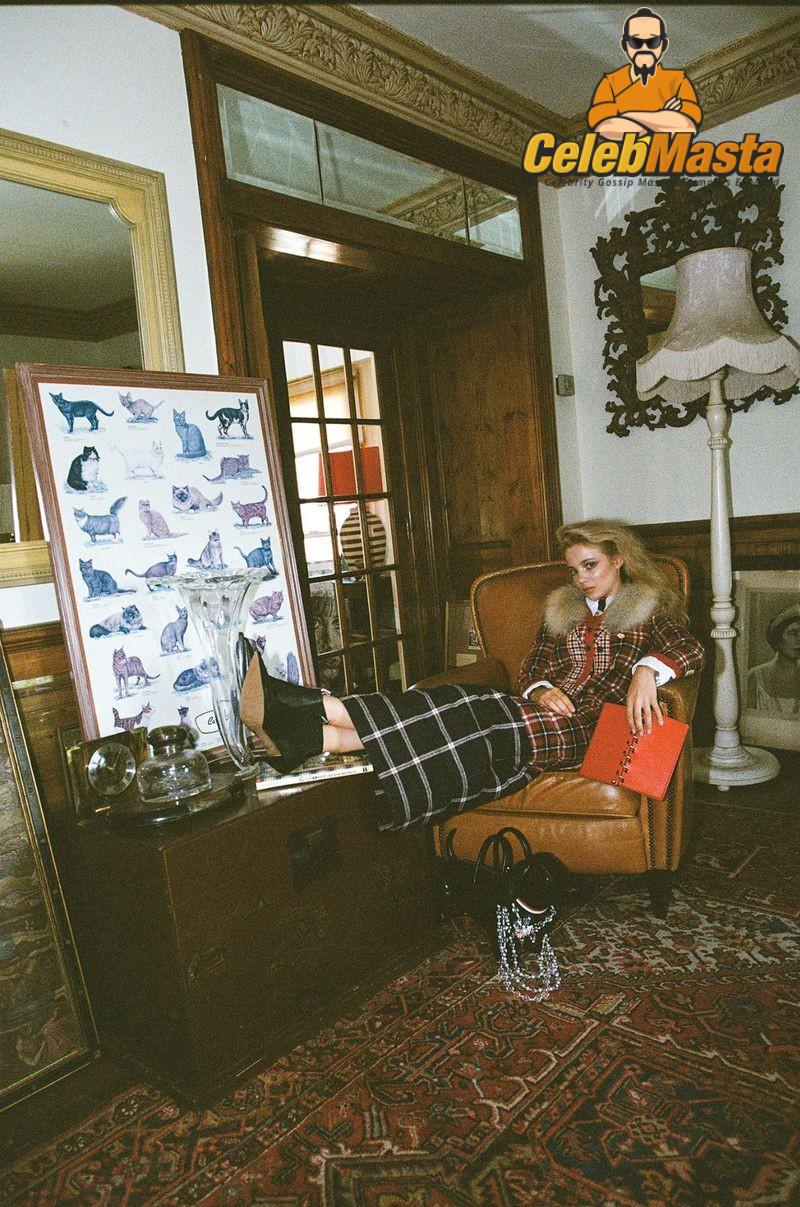 Freya Allan Sex Scene Videos and Nude Photos