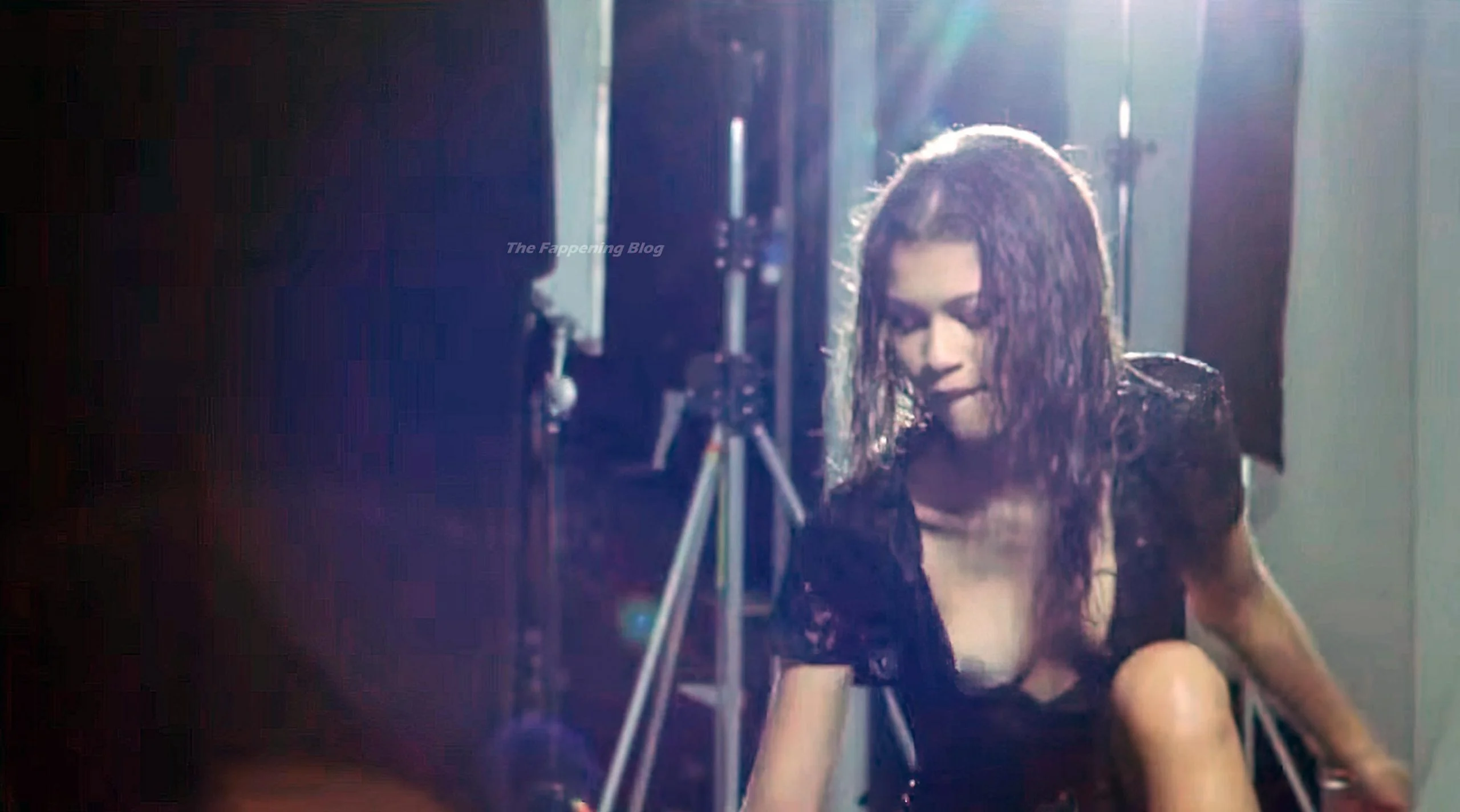 Zendaya Sex Scene Videos and Nude Photos