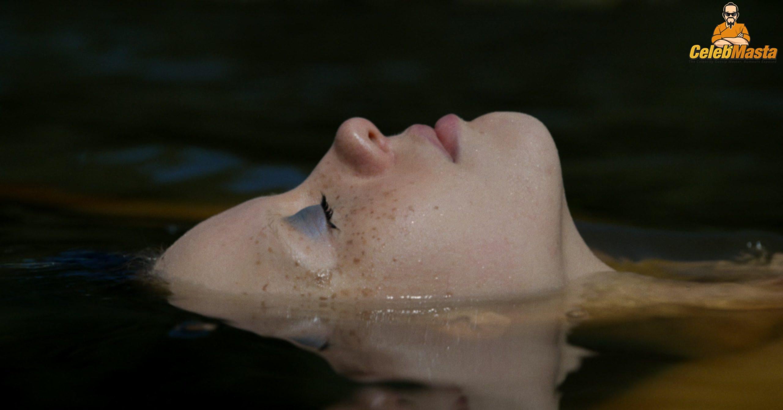Mia Goth