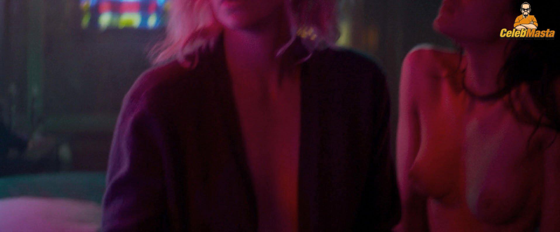 Charlize Theron Sex Scene Videos and Nude Photos
